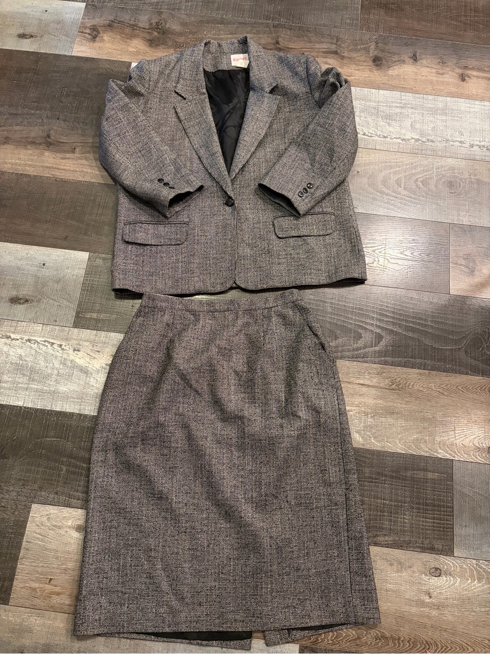 Barclay II Size 6 Wool Silk Tweed Blazer Skirt Suit Made USA